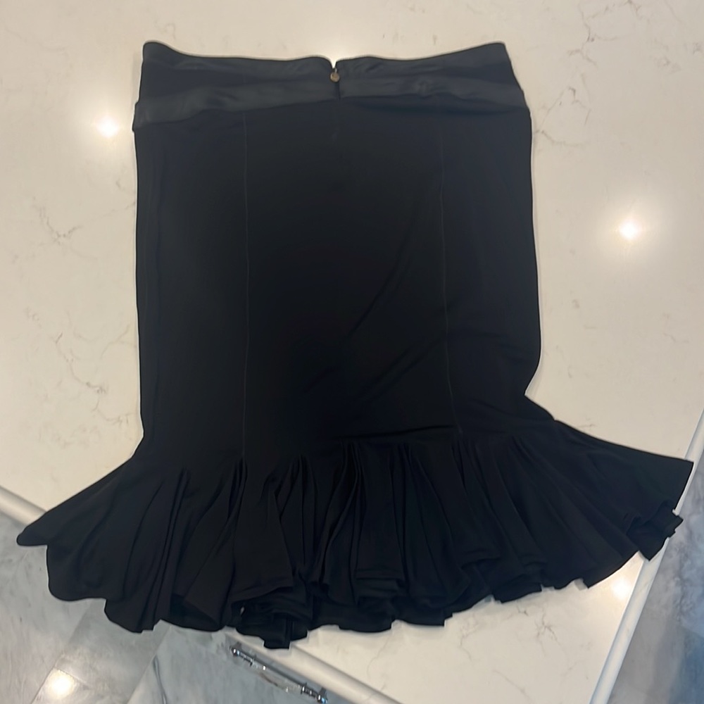 Elegant Robert Cavalli (Just Cavalli) black tie skirt - Picture 6 of 7